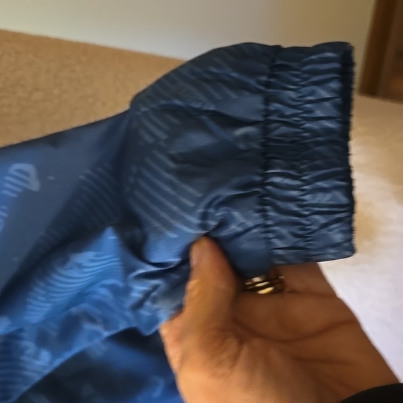 Reebok Navy Patterned Windbreaker Jacket - Picture 6 of 7